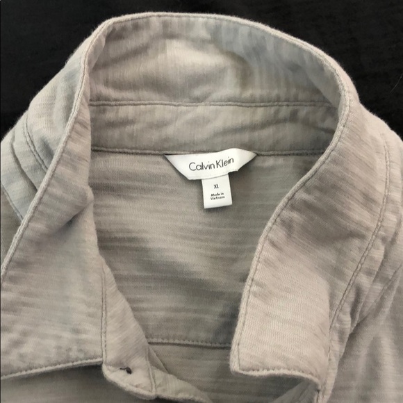 Calvin Klein - Picture 4 of 6